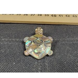 Vintage Sterling Silver/Mother Of Pearl Inlaid Turtle Brooch Pin Marked/Tested+